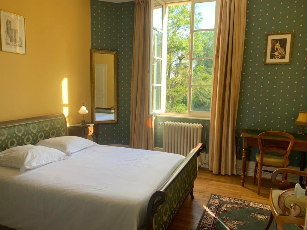 Domaine De Prefond Bed & Breakfast Bengy-sur-Craon Exterior photo