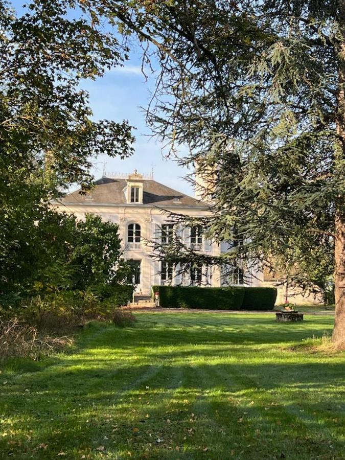 Domaine De Prefond Bed & Breakfast Bengy-sur-Craon Exterior photo
